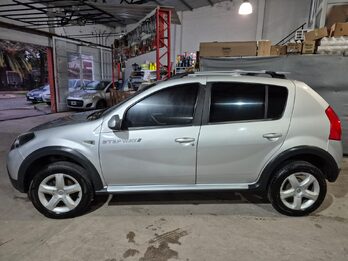 Stepway 1.6 2009 139.000km. Vendo o permuto mayor-menor