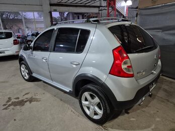 Stepway 1.6 2009 139.000km. Vendo o permuto mayor-menor