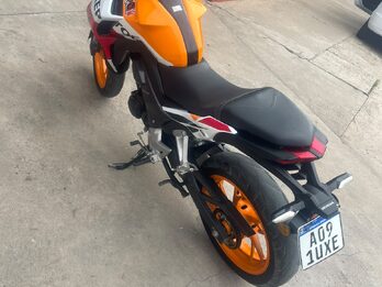 Honda cb190 repsol  2018 22.000km. Vendo o permuto mayor-menor