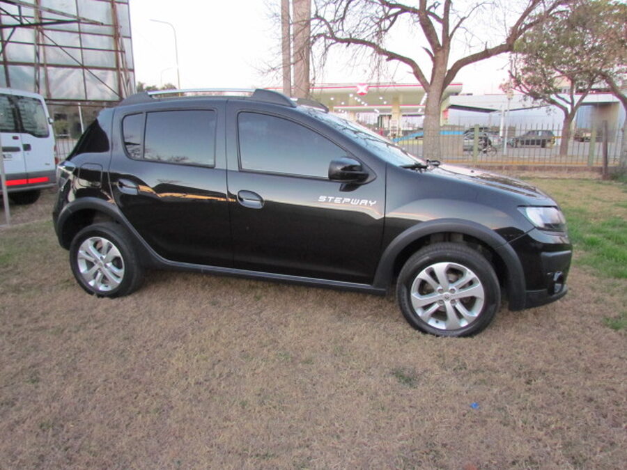 RENAULT SANDERO 1.6 STEPWAY DINAMIQUE