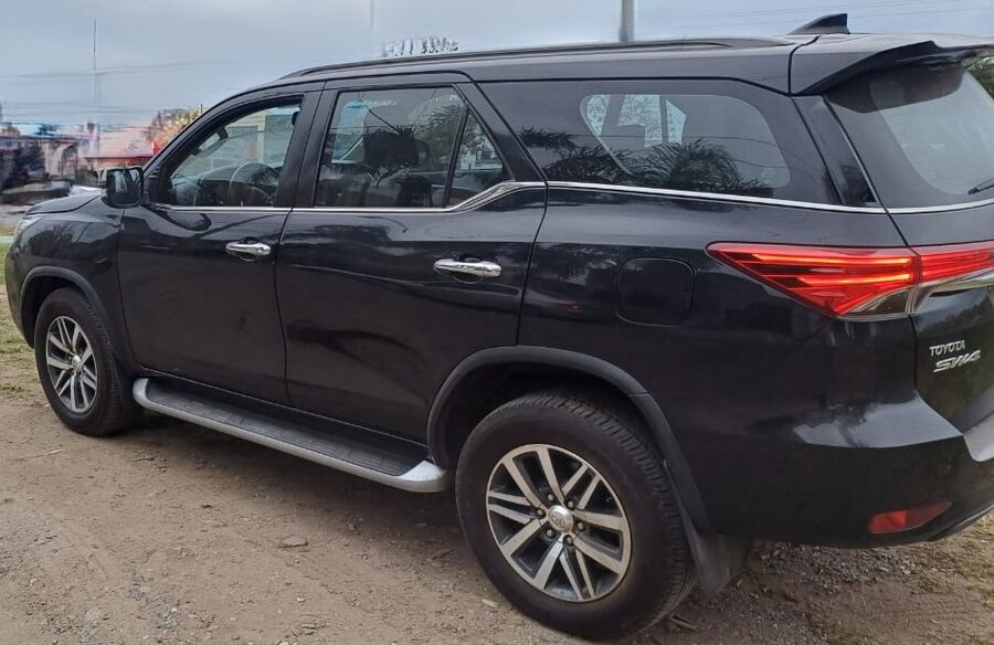 TOYOTA SW4 2.8 SRX 4x4 A/T 7 ASIENTOS
