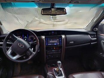 TOYOTA SW4 2.8 SRX 4x4 A/T 7 ASIENTOS