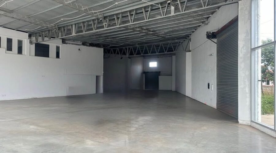 Alquiler Salón comercial/Galpón