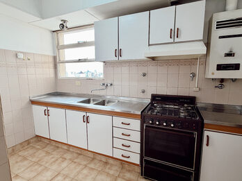 Venta Departamento 2 Dormitorios Dos Baños y Cochera