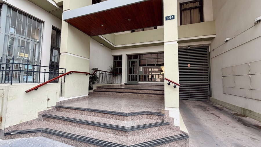 Venta Departamento 2 Dormitorios Dos Baños y Cochera