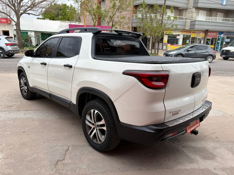 TORO 2.0TDI Freedom 4X4 AT9-2018