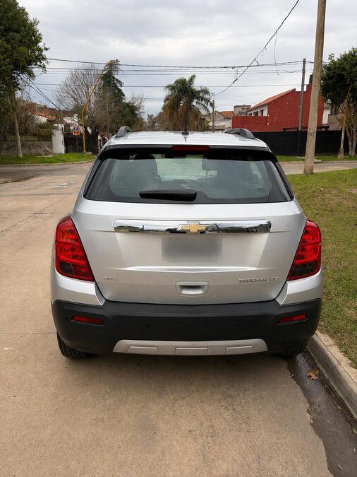 Vendo Tracker 2015 primera mano