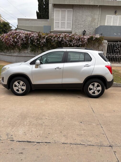 Vendo Tracker 2015 primera mano