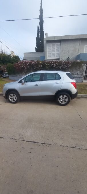 Vendo Tracker 2015 primera mano