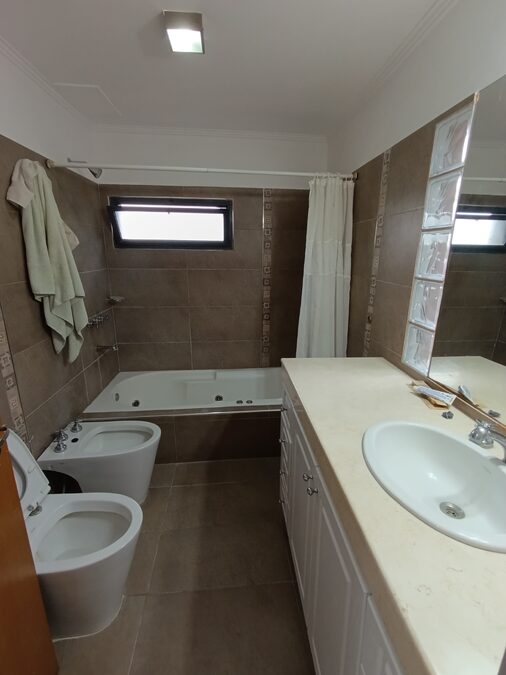 Hermosa chalet en alquiler