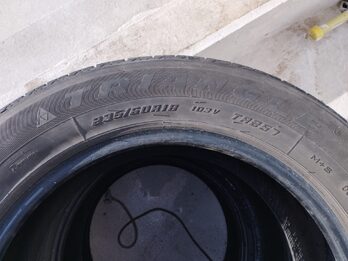 Neumáticos 235/60 R18