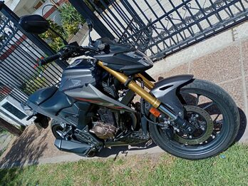 Vendo Honda CB Twister 300 año 2023