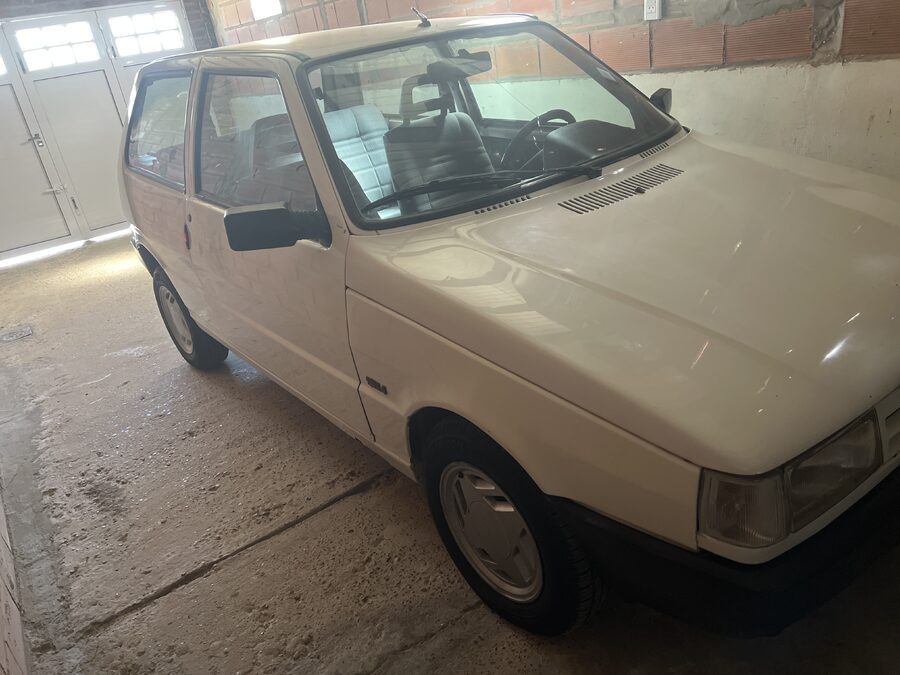 Fiat uno modelo 98