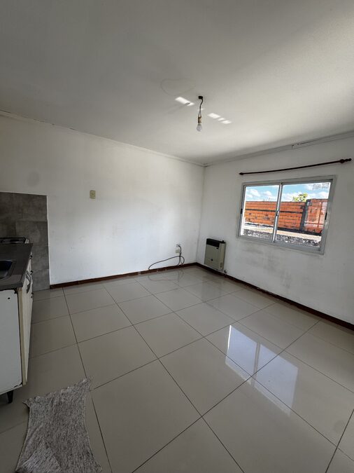 Departamento en alquiler – Calle Macía 736, frente al Hipódromo