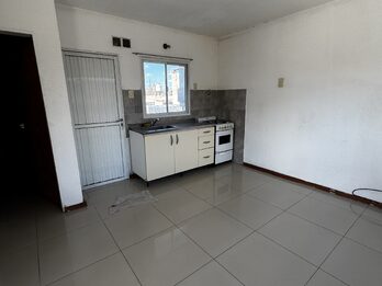 Departamento en alquiler – Calle Macía 736, frente al Hipódromo