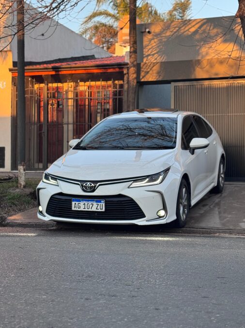 TOYOTA COROLLA XEI 2023 44.000 KM UNICO DUEÑO