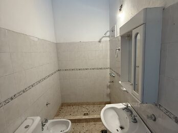 se alquila planta alta zona  Hospital la Baxada