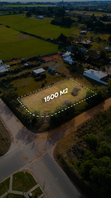 EN VENTA. Lote en esquina - 1500m2 zona Acceso Norte