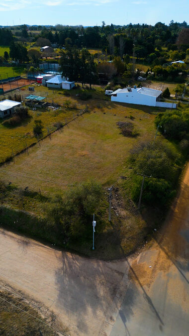 EN VENTA. Lote en esquina - 1500m2 zona Acceso Norte