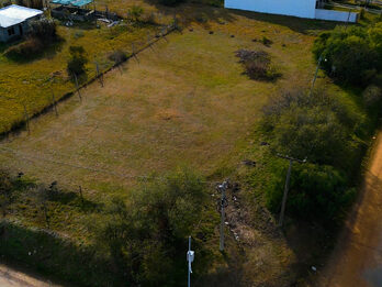 EN VENTA. Lote en esquina - 1500m2 zona Acceso Norte