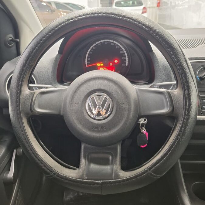 VOLKSWAGEN UP TAKE 5P AA – 2016 – 131.000 KM
