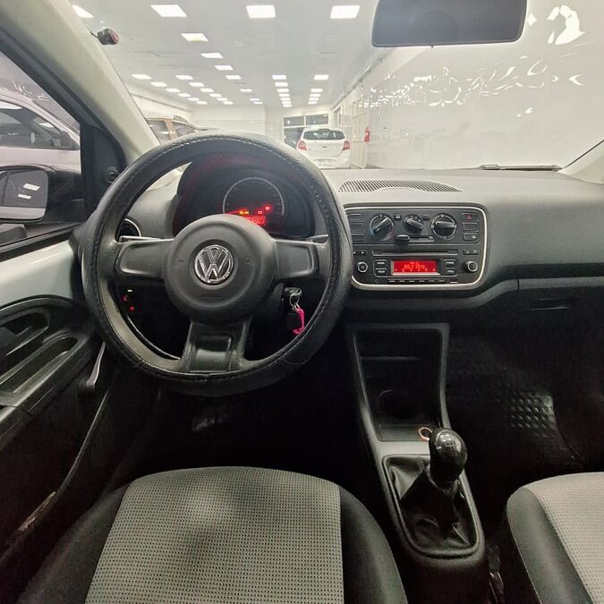 VOLKSWAGEN UP TAKE 5P AA – 2016 – 131.000 KM