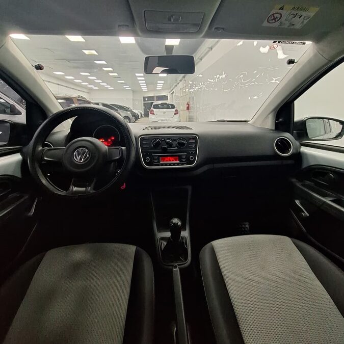 VOLKSWAGEN UP TAKE 5P AA – 2016 – 131.000 KM
