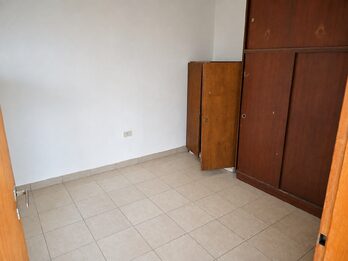 CASA CON PATIO Y COCHERA 2 DORMITORIOS ZONA GARRIGÓ Y LARRALDE