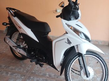 Vendo moto Honda 110.. Excelente estado