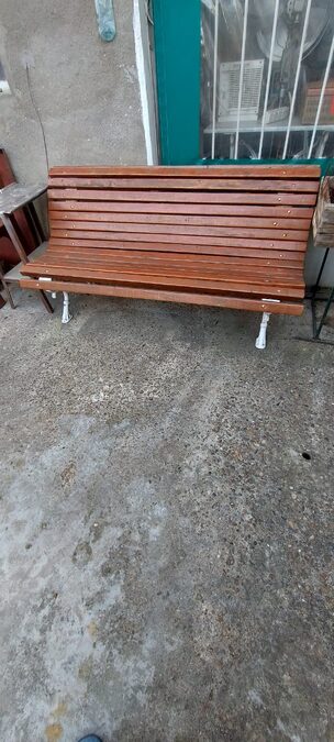 Banco de plaza, 1.50 mts. Pie fundicion