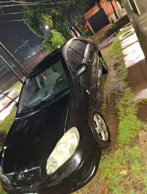 Vendo  toyota Corolla   xei 2005  Automático