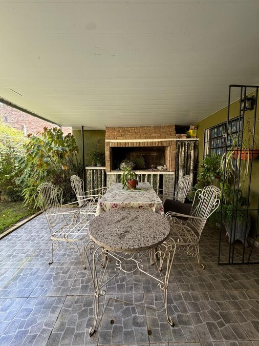 VENDO HERMOSA CASA APTA CREDITO.