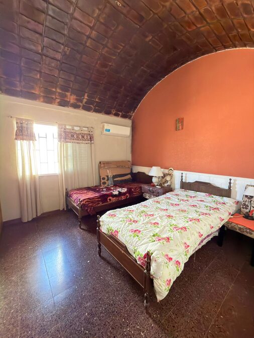 DUPLEX 2 DORMITORIOS Y COCHERA - GUTIERREZ Y PIRAN.