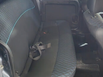 KANGOO 5 ASIENTOS NAFTA GNC