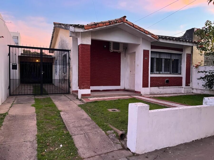 CASA EN VENTA | GRAN TERRENO | PARANÁ
