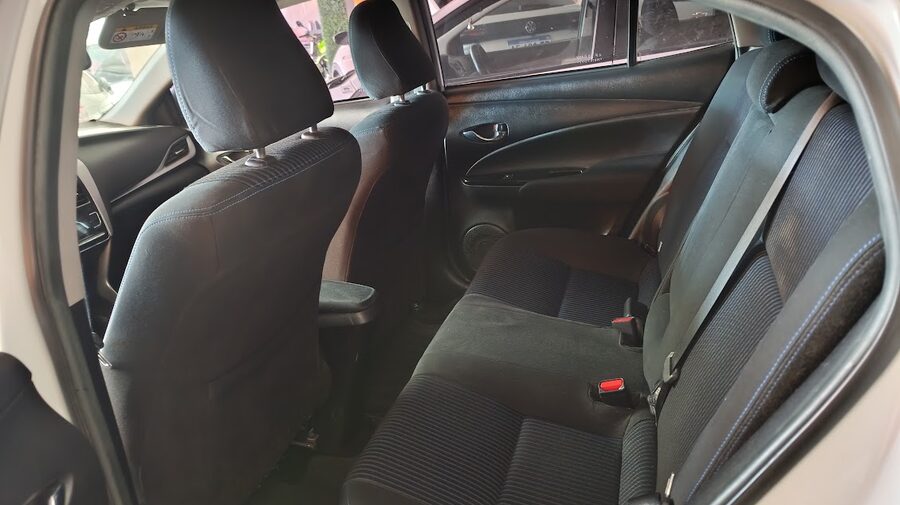 YARIS UNICA DUEÑA VENDO PERMUTO