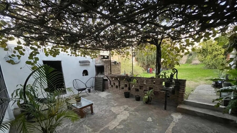 CASA EN VENTA | GRAN TERRENO | PARANÁ