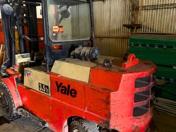 AUTOELEVADOR YALE