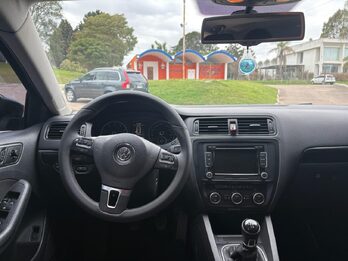VOLKSWAGEN  VENTO  2.5 170 HP ADVANCE PLUS. RECIBO VEHICULO
