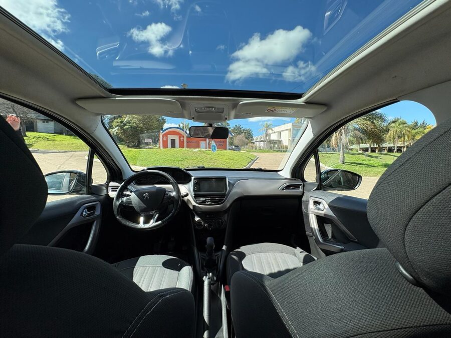 PEUGEOT  208  1.6 ALLURE PK. RECIBO VEHICULO