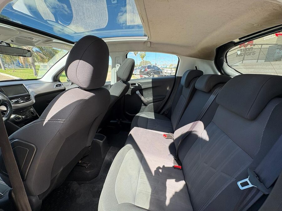 PEUGEOT  208  1.6 ALLURE PK. RECIBO VEHICULO