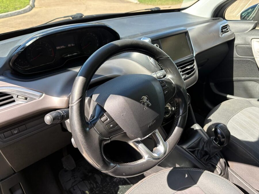 PEUGEOT  208  1.6 ALLURE PK. RECIBO VEHICULO