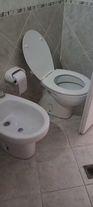 ALQUILO MONOAMBIENTE en centro cívico de PARANÁ