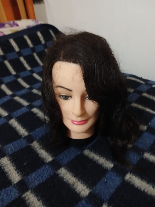 Soporte y muñeca -peluca para peinar/cortar el pelo