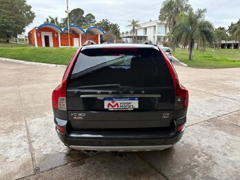 VOLVO  XC 90 2.4 D5 AT LUXURY. recibo vehículo