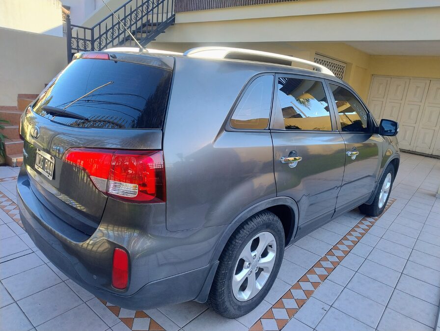 Vendo Kia Sorento 2013