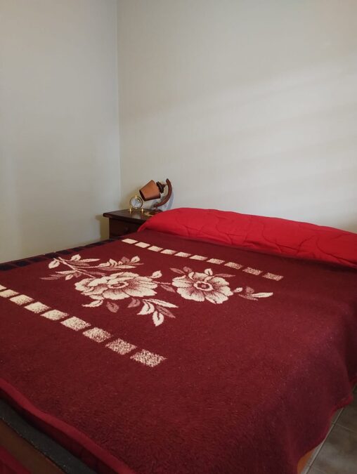 SE VENDE CASA