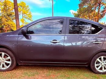 PARTICULAR VENDO NISSAN VERSA