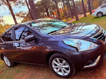 PARTICULAR VENDO NISSAN VERSA
