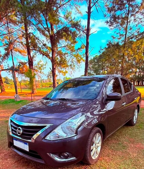 PARTICULAR VENDO NISSAN VERSA